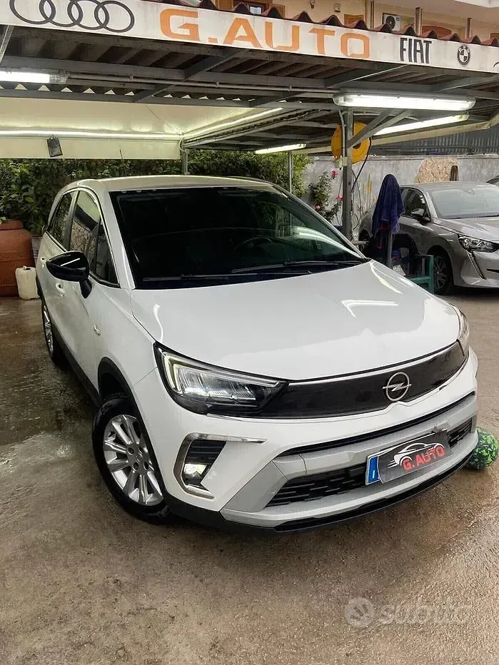 Usata Opel Crossland Elegance 110 CV (80 kW) 2022 Bianco SUV