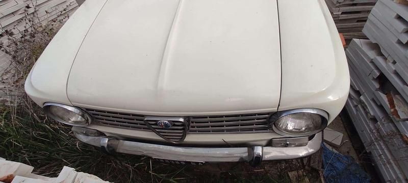 Usata Alfa Romeo Giulia Ti 84 CV (61 kW) 1966 Bianco Berlina