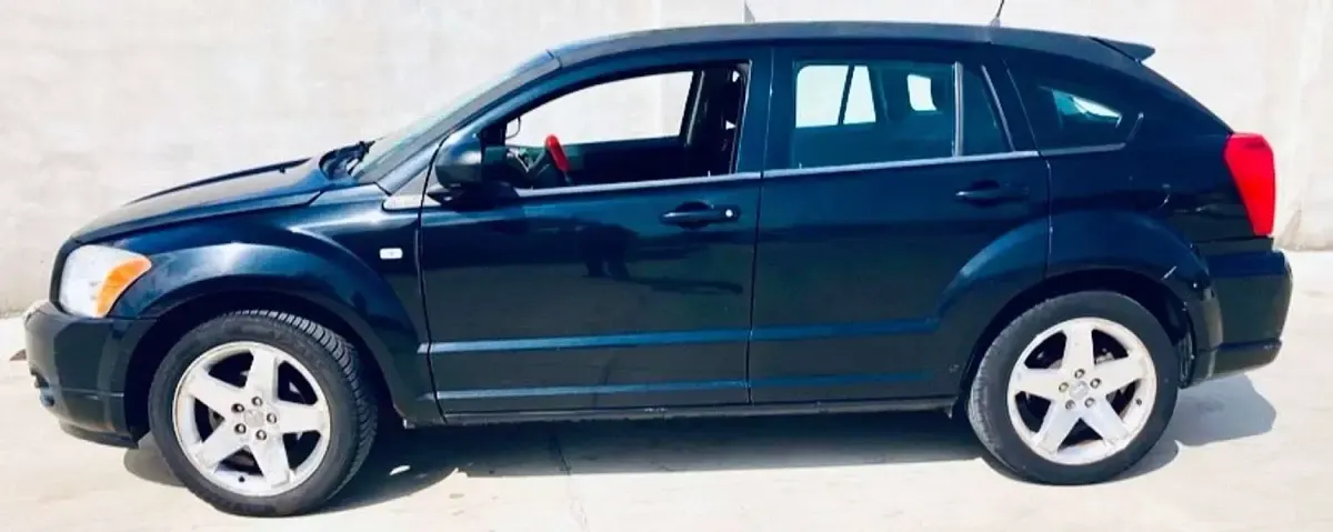Usata Dodge Caliber SXT 140 CV (102 kW) 2009 Nero Utilitaria