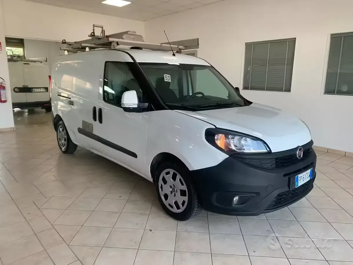 Usata Fiat Doblò Active 120 CV (88 kW) 2018 Bianco Monovolume