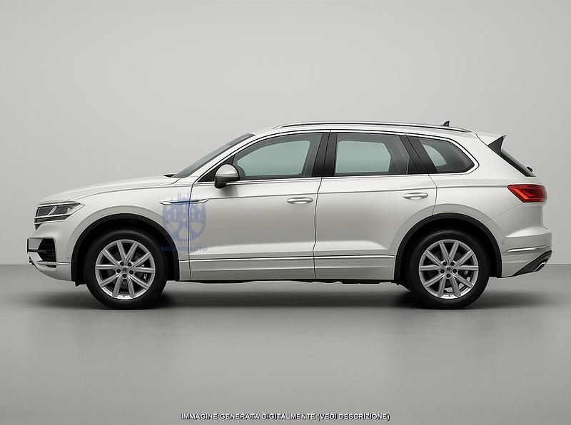 Usata VW Touareg Elegance 381 CV (280 kW) 2022 Bianco SUV