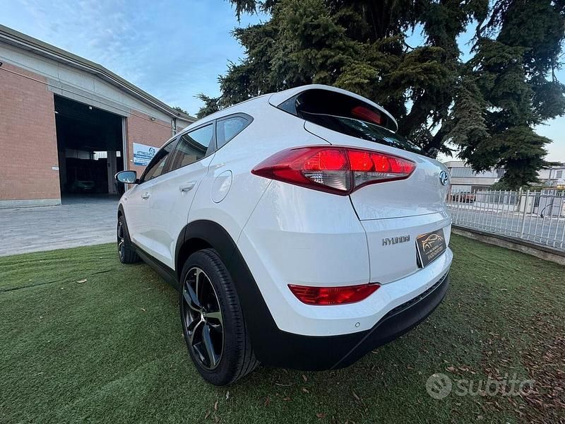 Usata Hyundai Tucson GO! 116 CV (85 kW) 2018 Bianco SUV