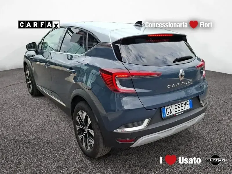 Usata Renault Captur Techno 159 CV (116 kW) 2023 Blu SUV