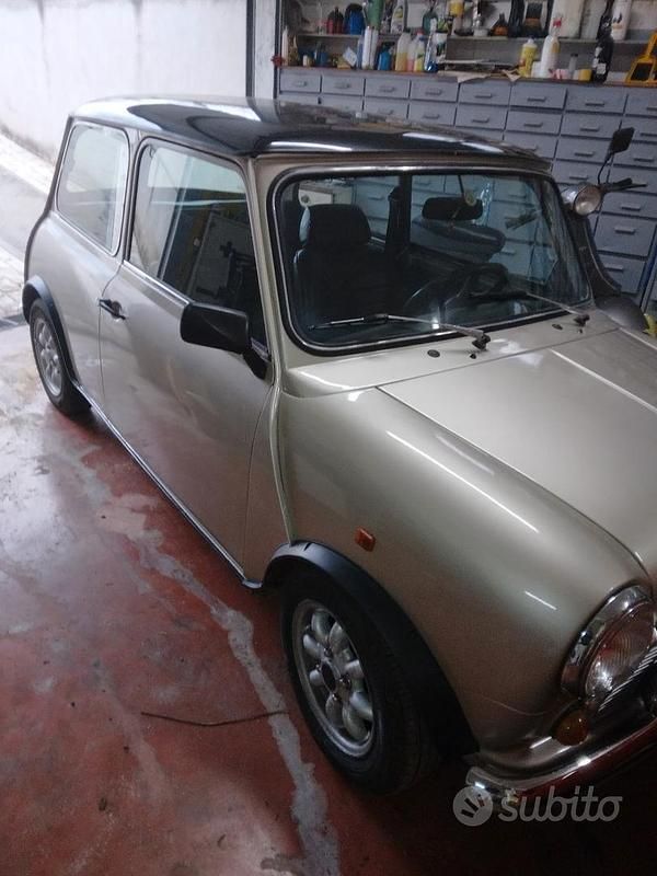 Usata Austin Mini 44 CV (32 kW) 1988 Grigio Utilitaria