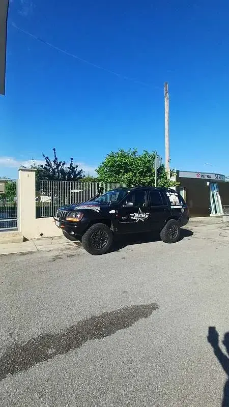 Usata Jeep Grand Cherokee Limited 163 CV (119 kW) 2002 Nero SUV