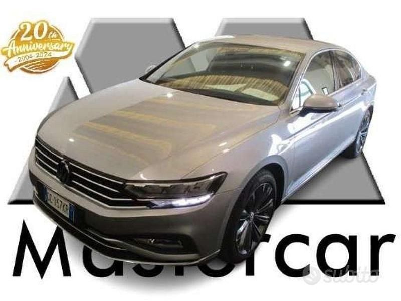 Grigio Usata 2020 VW Passat Executive Tre volumi | 22.900 € (Buon prezzo) - Immagine 1/4