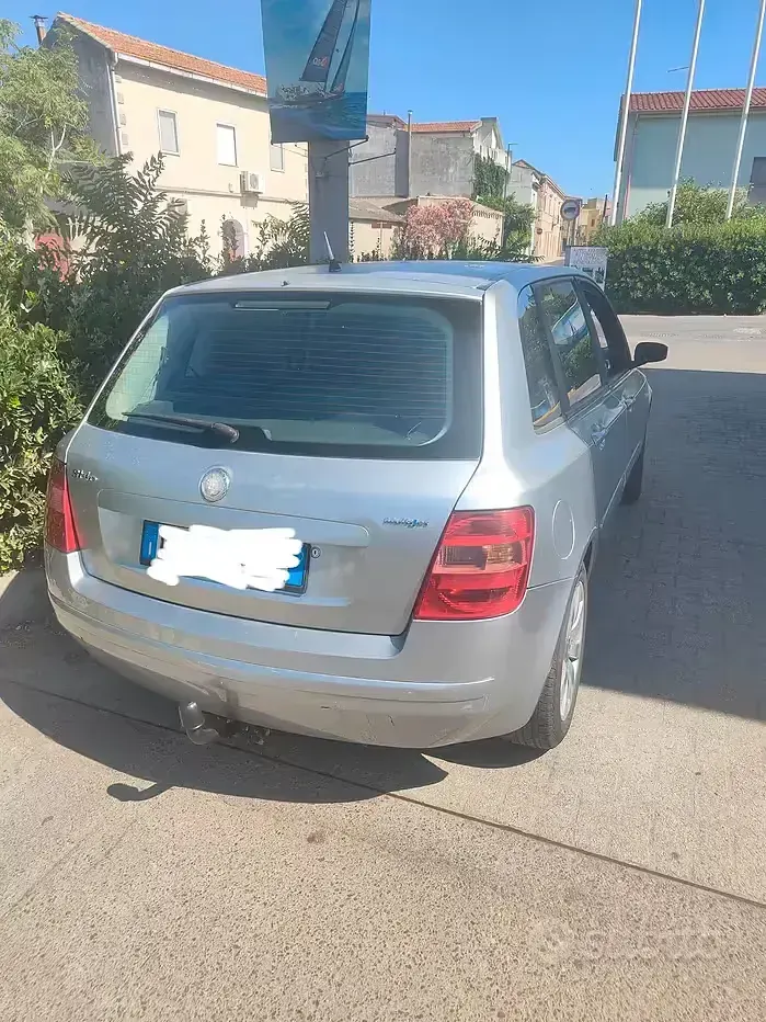 Usata Fiat Stilo 120 CV (88 kW) 2006 Grigio Berlina