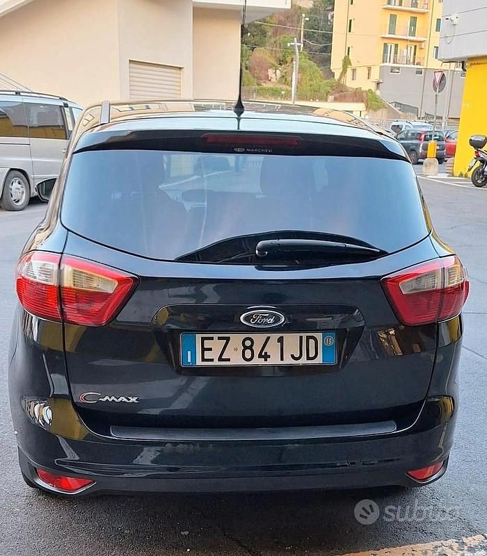 Usata Ford C-MAX Titanium 116 CV (85 kW) 2015 Nero Monovolume