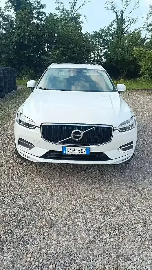 Usata Volvo XC60 Business Edition 190 CV (139 kW) 2020 Bianco SUV