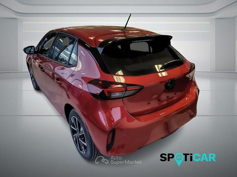 Nuova Opel Corsa 101 CV (74 kW) 2026 Kardio red met. Utilitaria