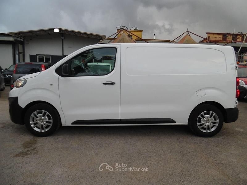 Gebraucht Peugeot Expert Premium 120 PS (88 kW) 2021 Weiß Van