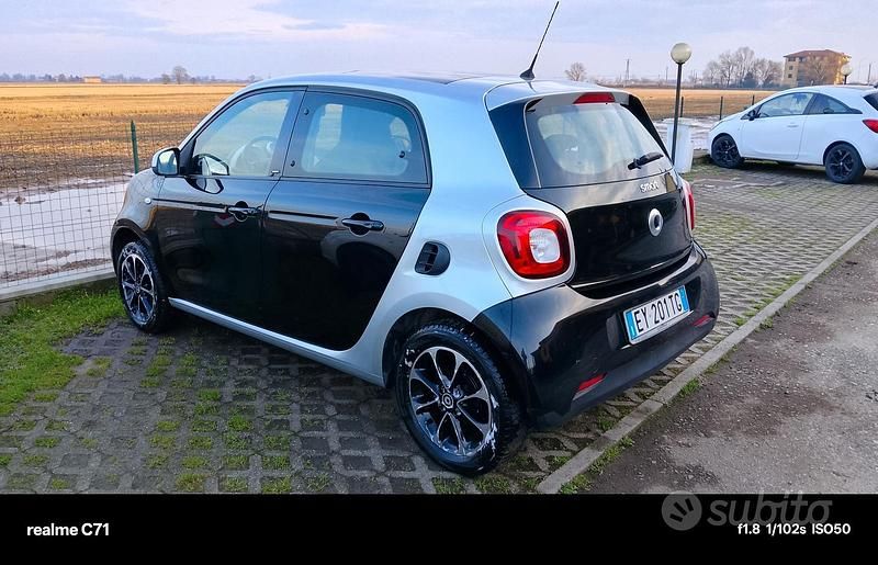 Usata Smart ForFour Passion 2015 Nero Utilitaria