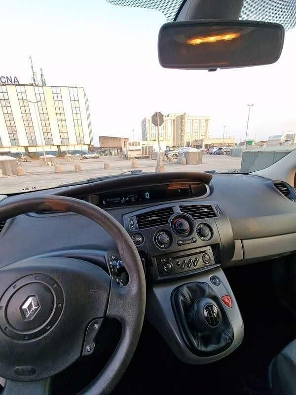 Usata Renault Scénic II Exception 110 CV (80 kW) 2006 Blu/azzurro Monovolume