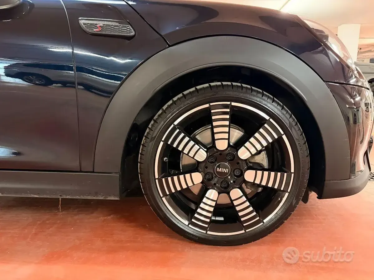 Usata Mini Cooper S 178 CV (130 kW) 2021 Blu/azzurro Utilitaria