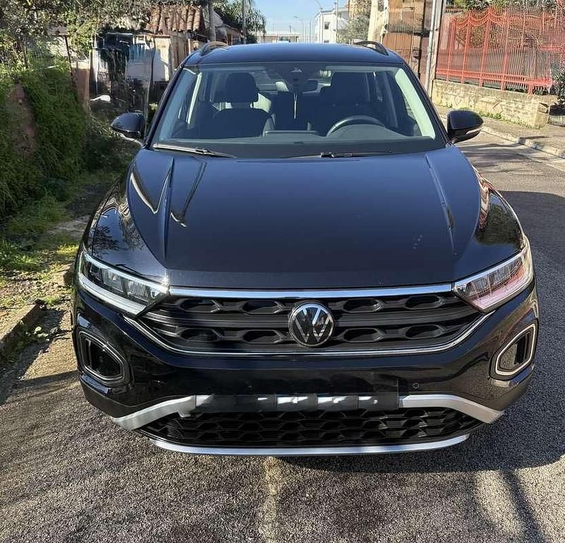 Usata VW T-Roc Life 110 CV (80 kW) 2024 SUV