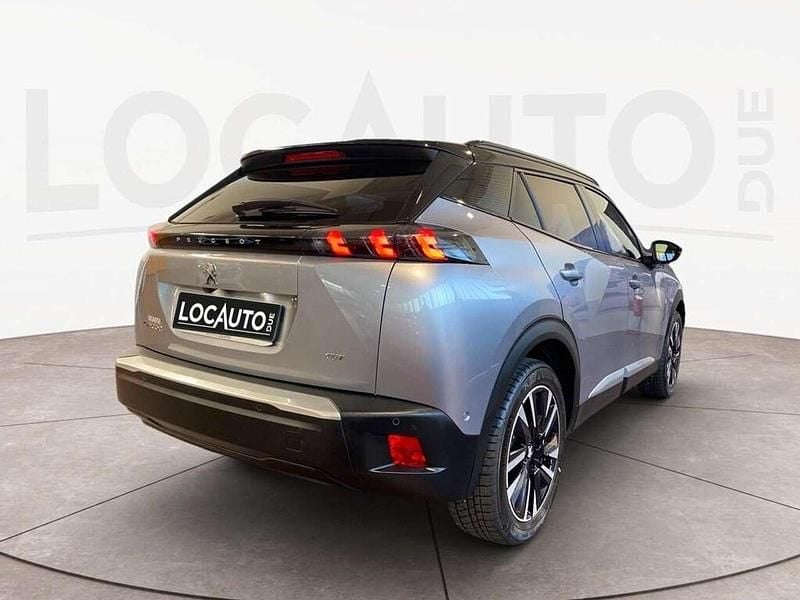 Usata Peugeot e-2008 GT 100 kW (136 CV) 2022 Grigio SUV