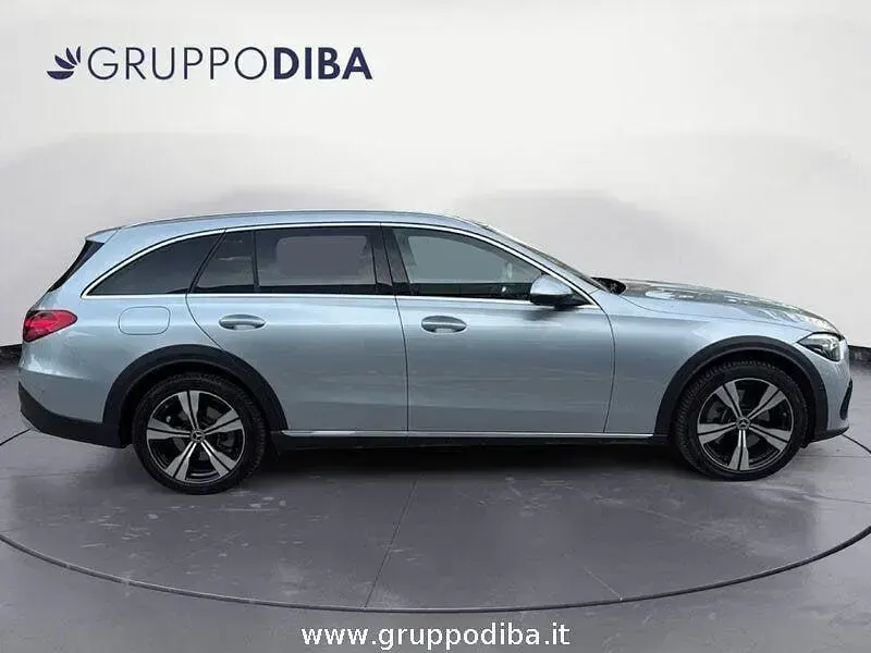 Usata Mercedes 220 Advanced Plus 197 CV (144 kW) 2023 Argento Station wagon