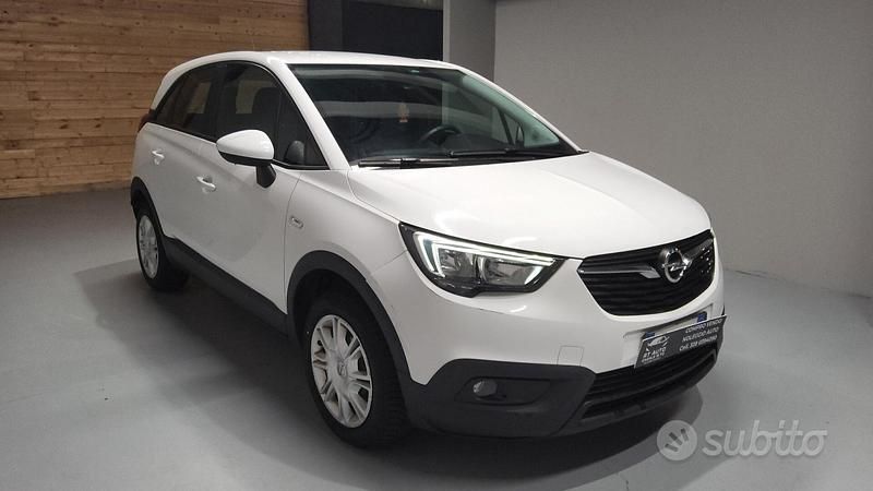 Bianco Usata 2018 Opel Crossland X Ultimate SUV | 10.900 € (Cara) - Immagine 1/4