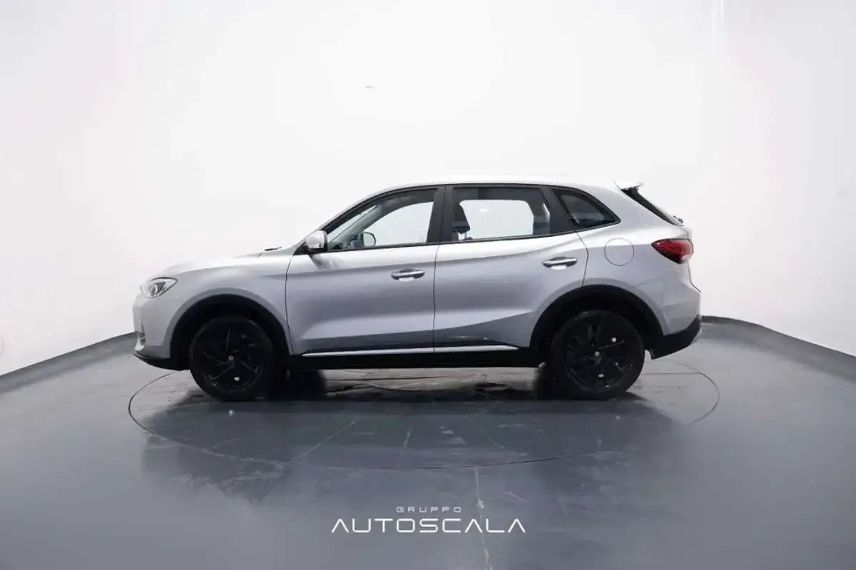 Nuova MG ZS 116 CV (85 kW) 2026 Cosmic silver SUV