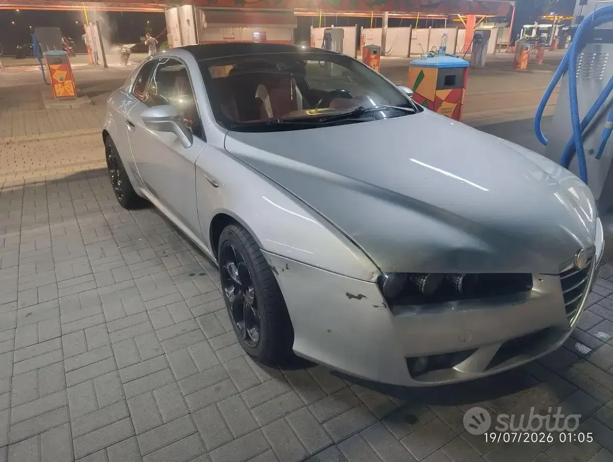 Usata Alfa Romeo Brera 200 CV (147 kW) 2006 Grigio Coupé