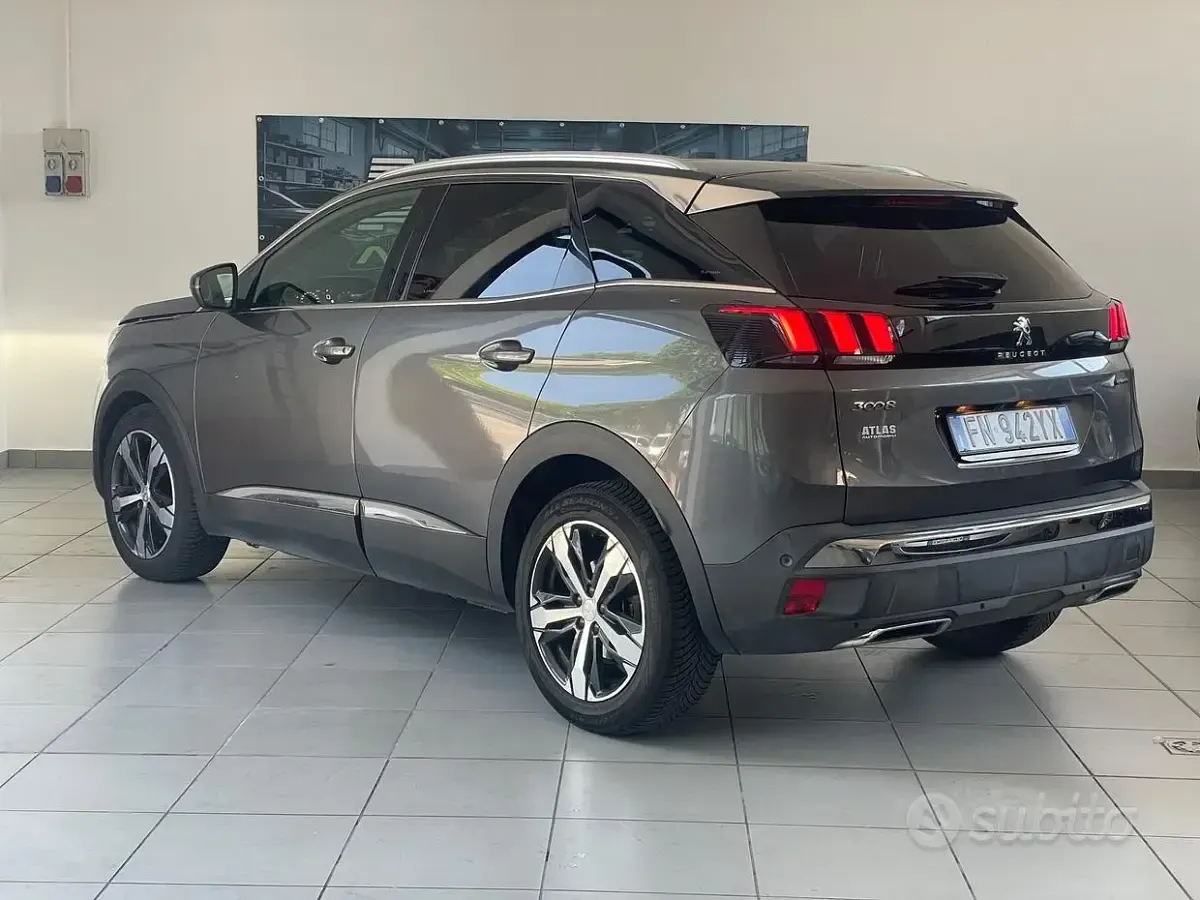 Usata Peugeot 3008 GT-line 131 CV (96 kW) 2018 Grigio SUV