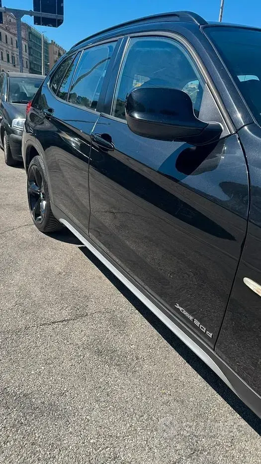 Usata BMW X1 177 CV (130 kW) 2010 Nero SUV