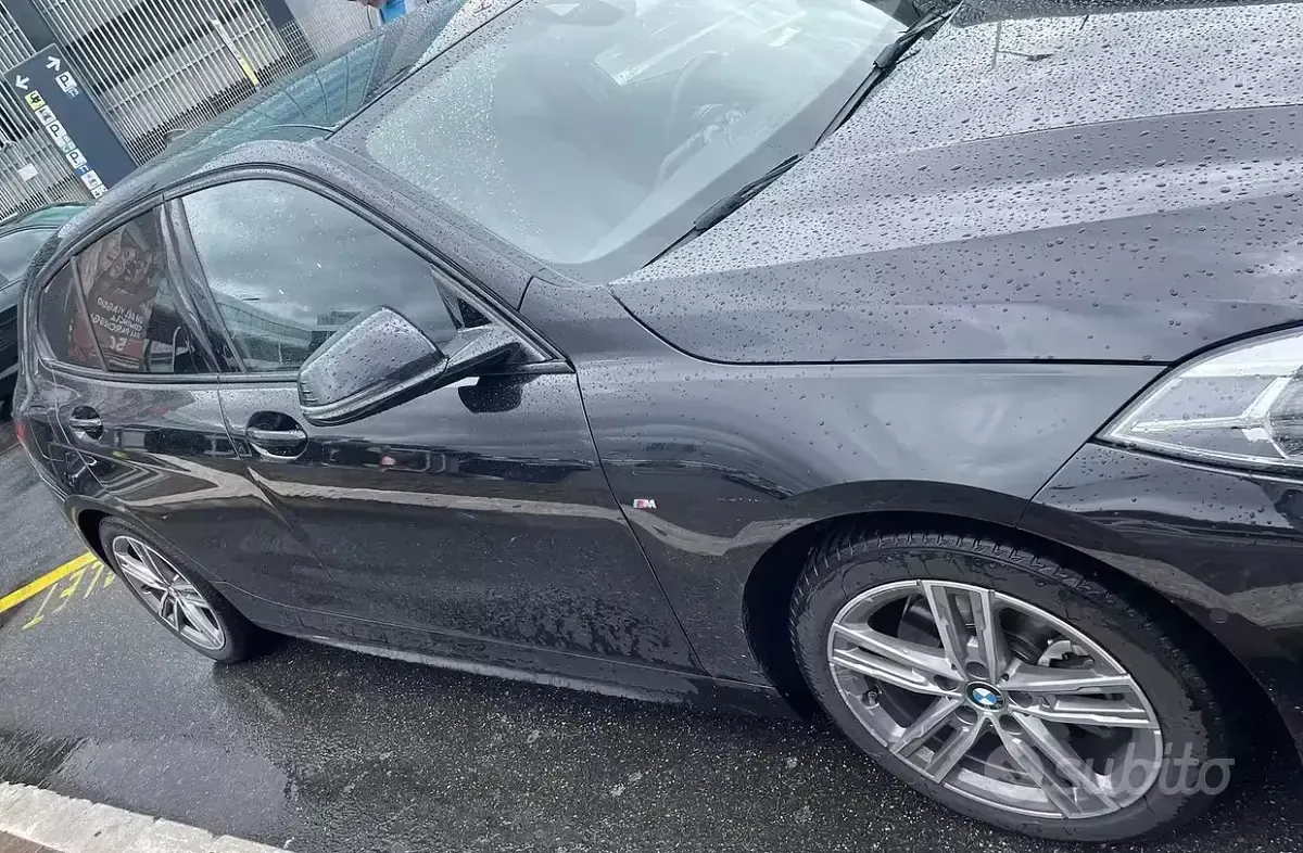 Usata BMW 118 M Sport 140 CV (102 kW) 2019 Nero Berlina