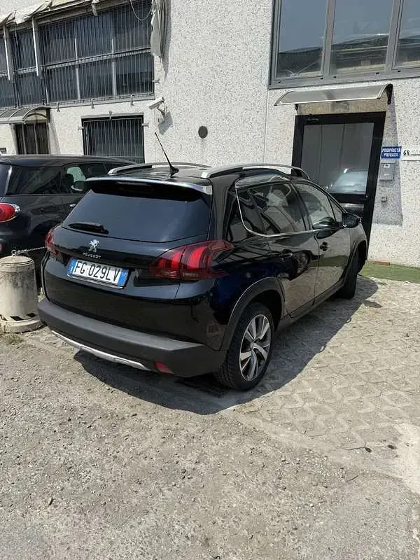 Usata Peugeot 2008 Allure 99 CV (72 kW) 2017 SUV