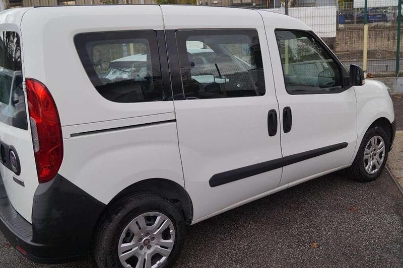 Usata Fiat Doblò 95 CV (69 kW) 2018 Bianco Monovolume