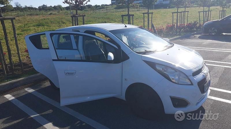 Usata Chevrolet Spark LS 68 CV (50 kW) 2013 Bianco Utilitaria
