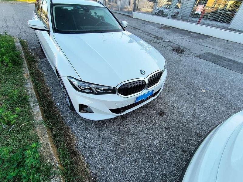 Usata BMW 316 122 CV (89 kW) 2023 Bianco Station wagon