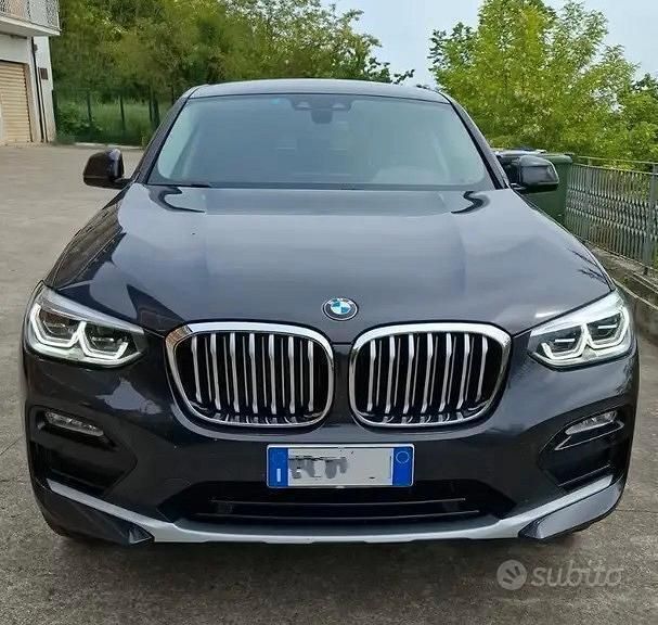 Usata BMW X4 190 CV (139 kW) 2019 Grigio SUV