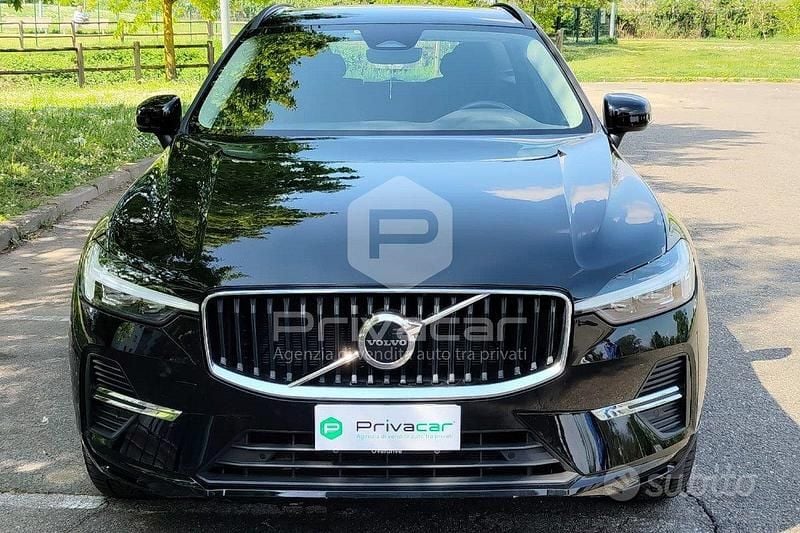 Usado Volvo XC60 Core 197 HP (144 kW) 2022 Preto SUV