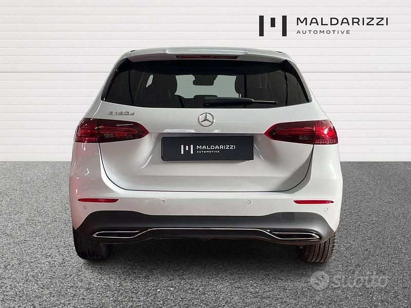 Usata Mercedes B180 Advanced Plus 116 CV (85 kW) 2023 Bianco Monovolume