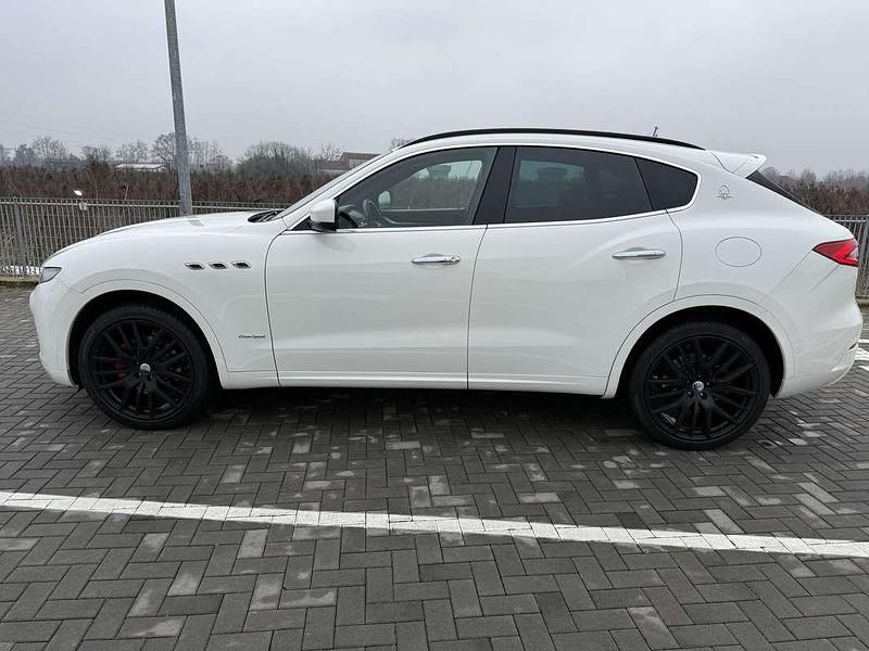 Usata Maserati Levante 275 CV (202 kW) 2018 SUV