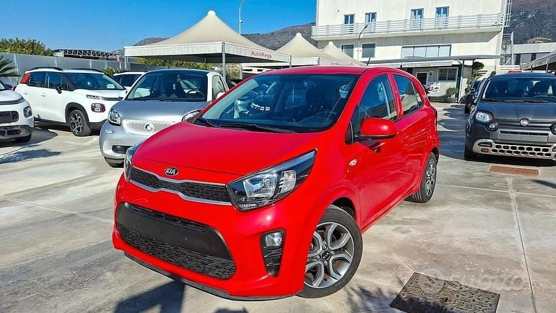 Usata Kia Picanto Style 66 CV (48 kW) 2020 Rosso Utilitaria