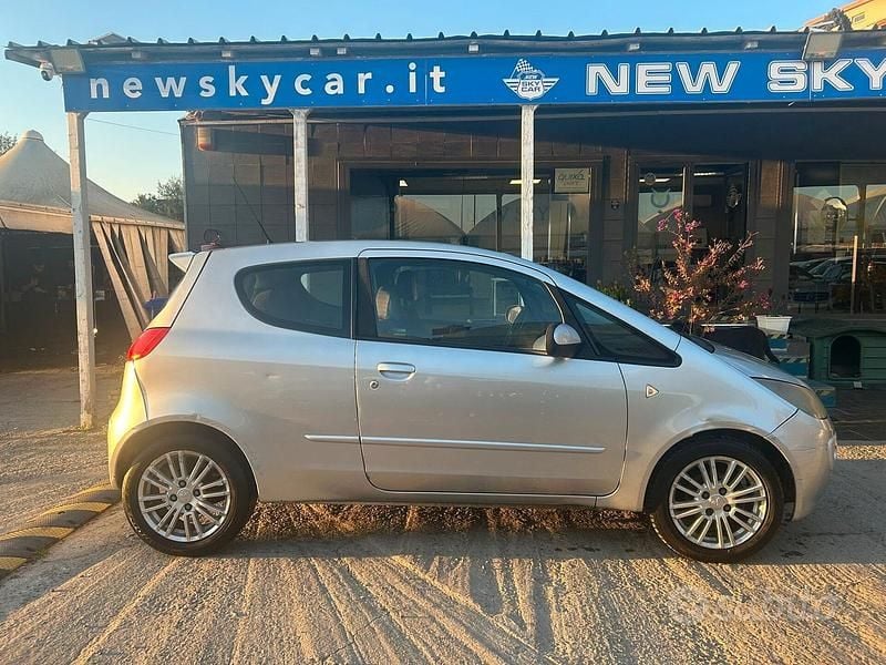 Usata Mitsubishi Colt 95 CV (69 kW) 2008 Grigio Berlina