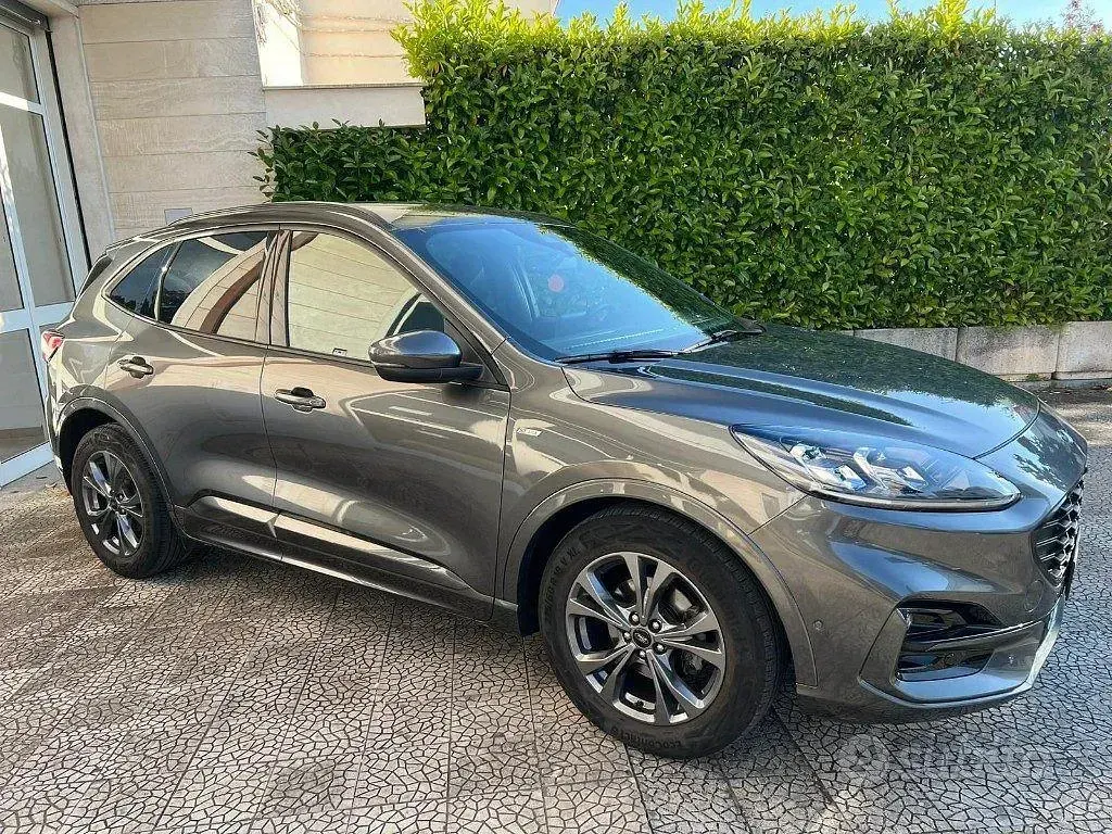 Usata Ford Kuga ST-Line 120 CV (88 kW) 2021 Antracite SUV