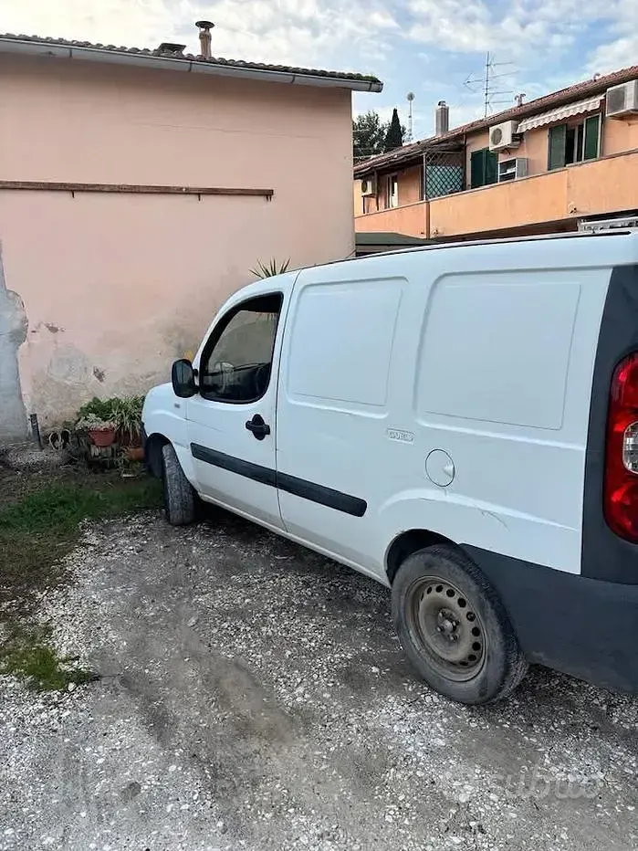 Usata Fiat Doblò 75 CV (55 kW) 2008 Monovolume