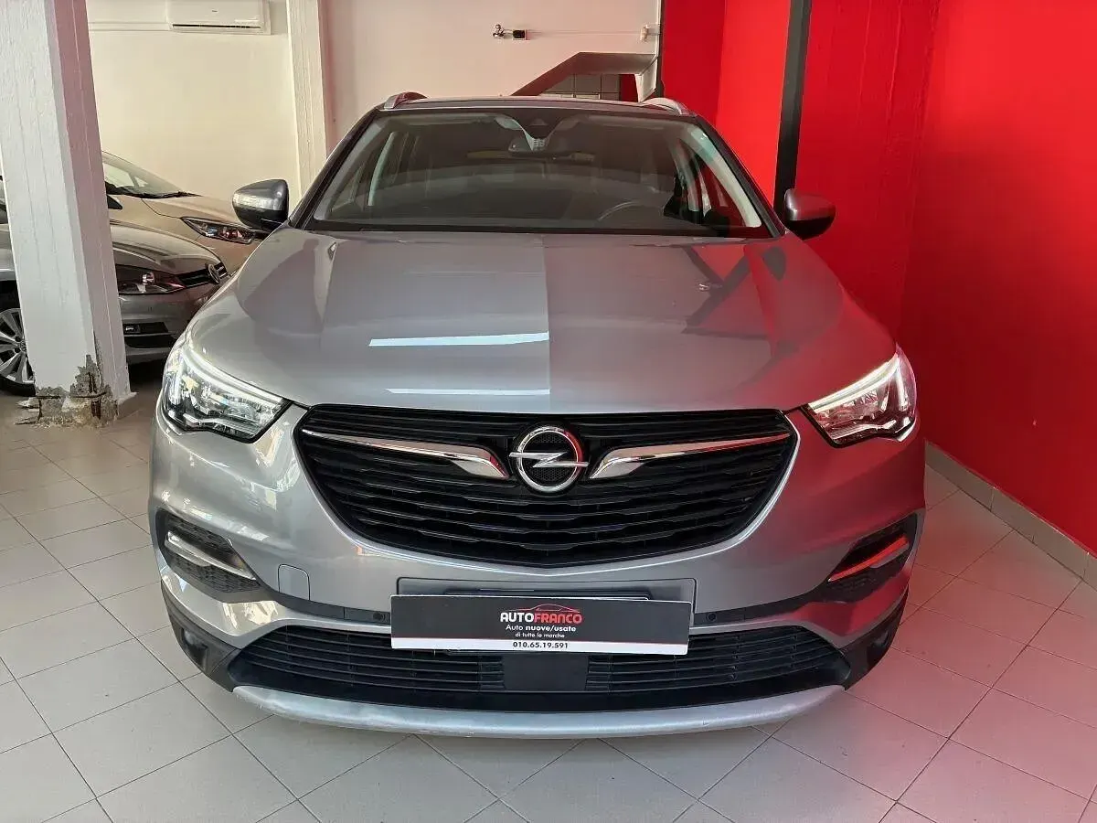 Usata Opel Grandland X Innovation 131 CV (96 kW) 2020 Argento SUV