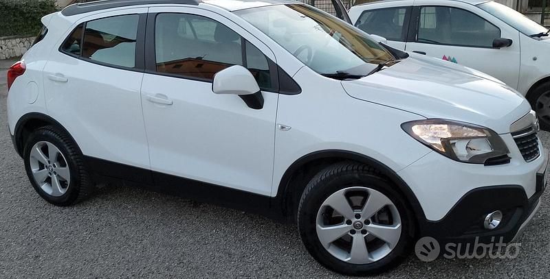 Usata Opel Mokka 140 CV (102 kW) 2015 Bianco SUV