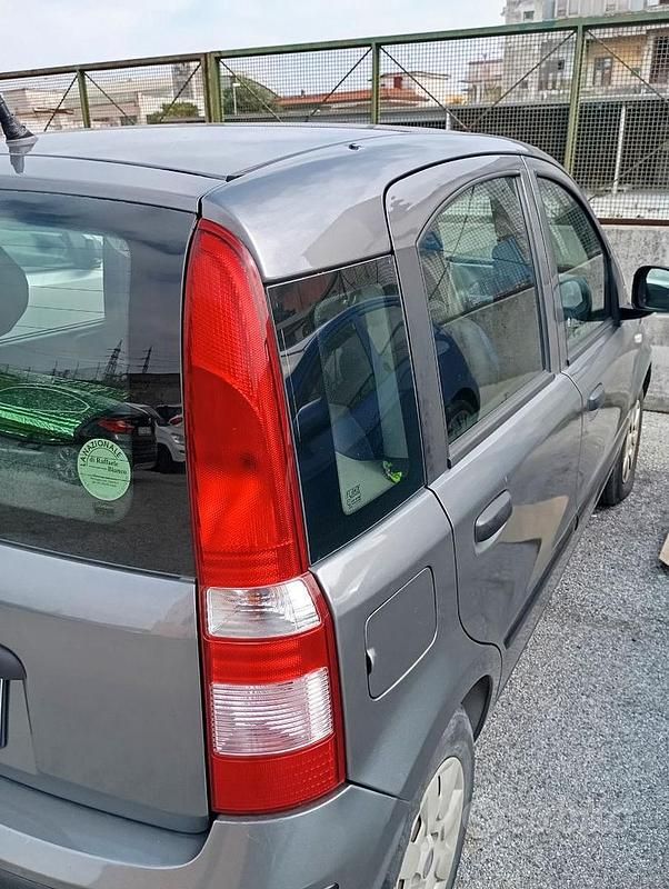 Usata Fiat Panda 69 CV (50 kW) 2011 Grigio Utilitaria