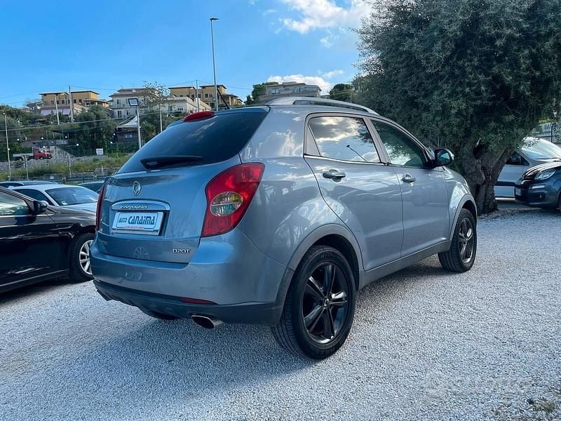 Usata SsangYong Korando 175 CV (128 kW) 2012 Grigio SUV