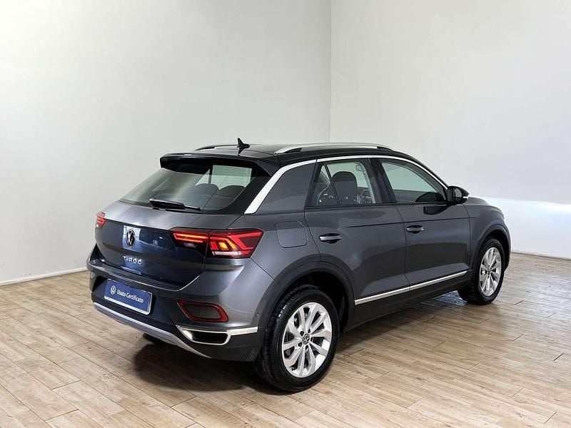 Usata VW T-Roc Style 116 CV (85 kW) 2025 Indium grey SUV