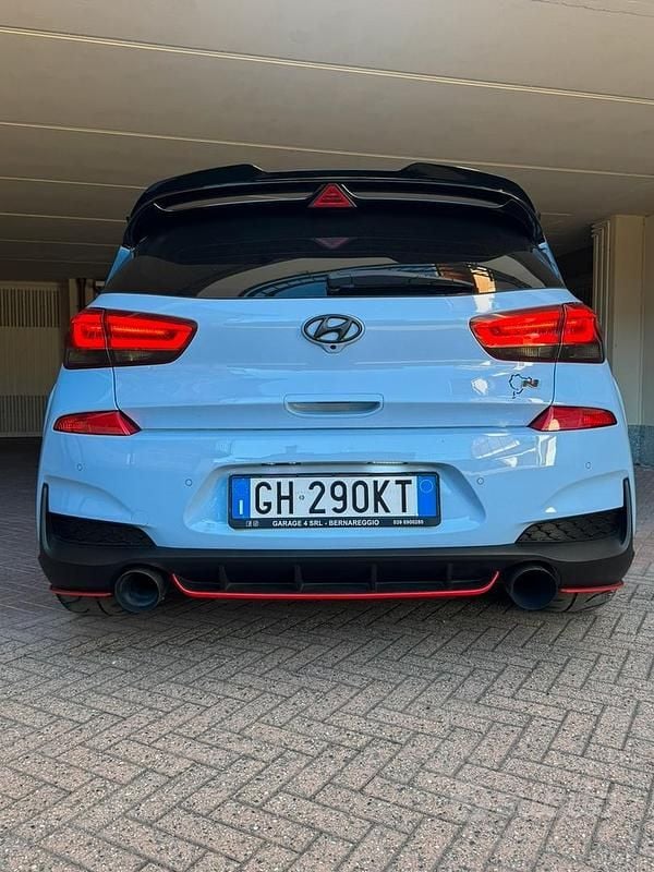 Usata Hyundai i30 410 CV (301 kW) 2021 Blu Berlina