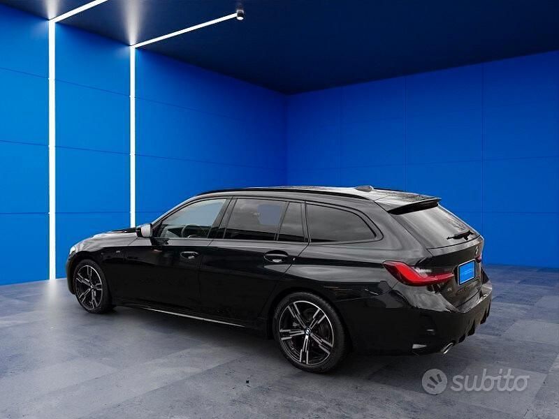 Usata BMW 318 M Sport 156 CV (114 kW) 2024 Nero Berlina