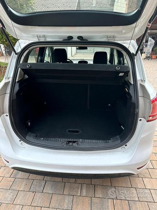 Usata Ford B-MAX 100 CV (73 kW) 2014 Bianco Monovolume