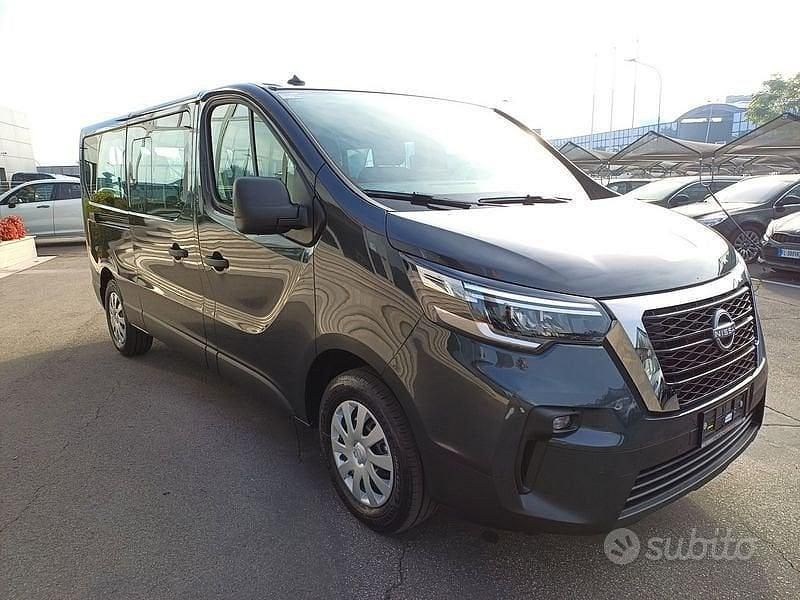 Nuova Renault Trafic 150 CV (110 kW) 2025 Nero Monovolume
