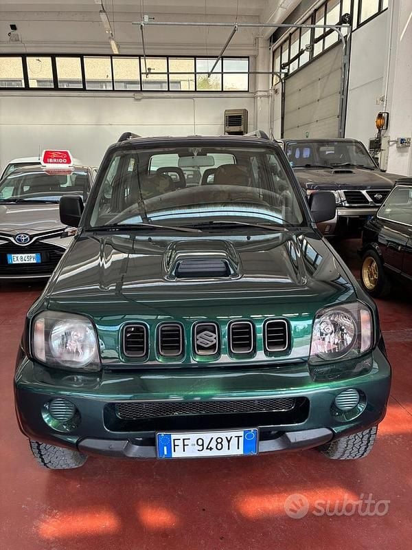 Usata Suzuki Jimny 86 CV (63 kW) 2007 Verde SUV
