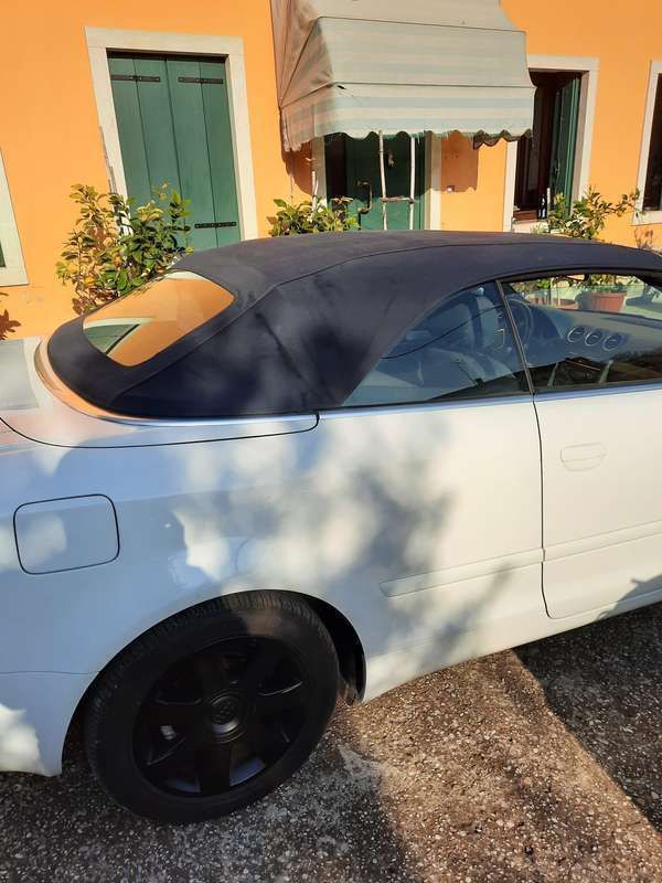 Usata Audi A4 Cabriolet 200 CV (147 kW) 2006 Bianco Cabrio